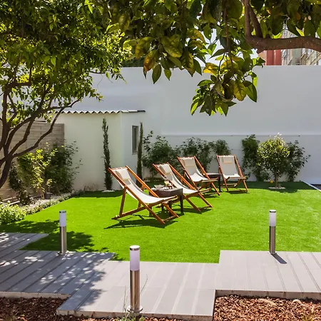 Гостьовий будинок Garden 4*