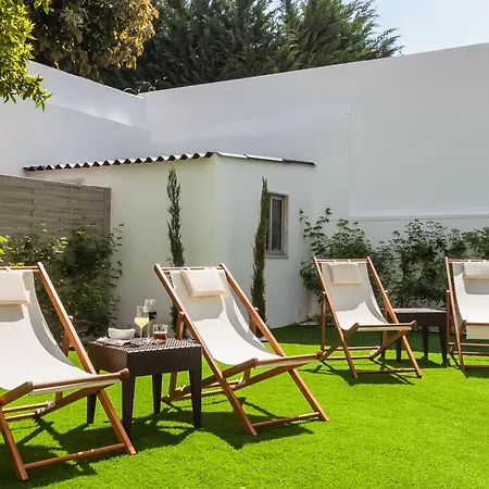 Garden Гостьовий будинок 4*